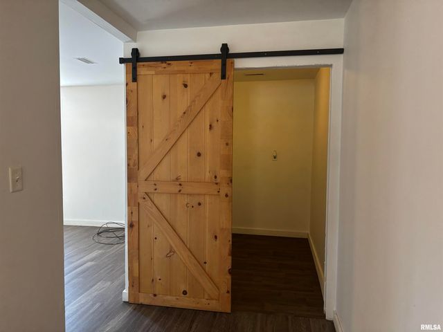 111 E SOUTH Street, Ipava, IL 61441