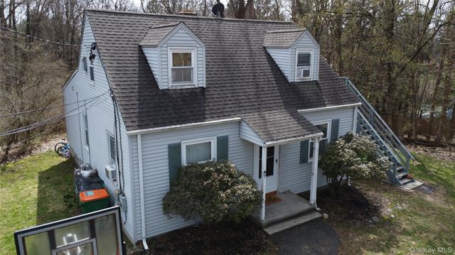 47 Kinderhook Drive, Poughkeepsie, NY 12603