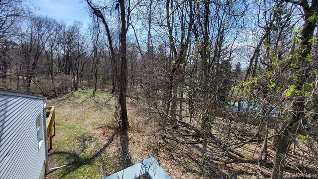 47 Kinderhook Drive, Poughkeepsie, NY 12603