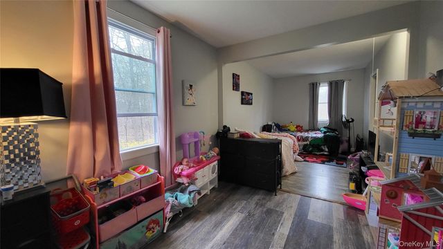 47 Kinderhook Drive, Poughkeepsie, NY 12603