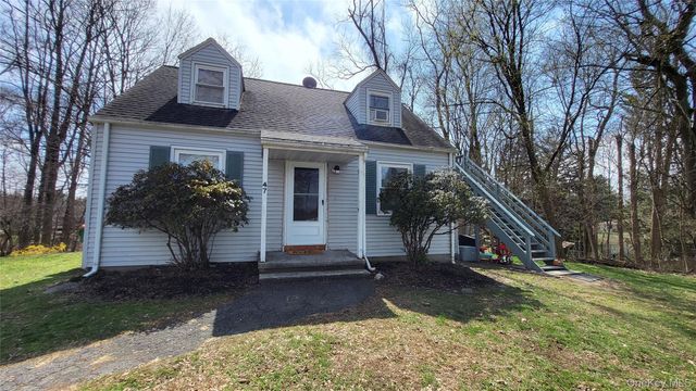 47 Kinderhook Drive, Poughkeepsie, NY 12603