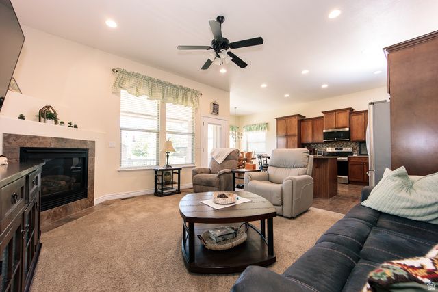 2611 W 2450 N, Farr West, UT 84404