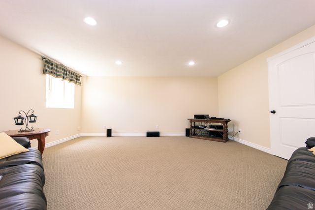 2611 W 2450 N, Farr West, UT 84404
