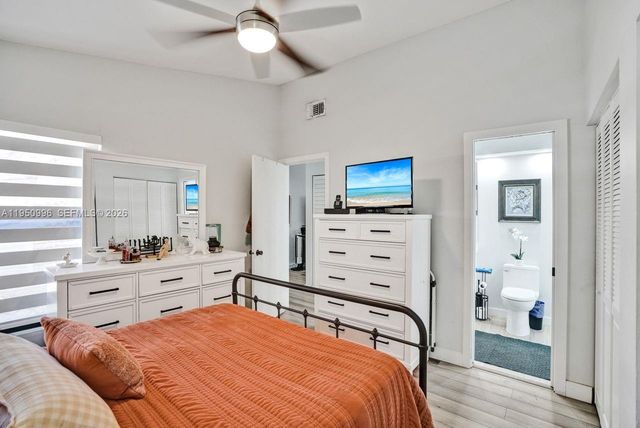 14970 SW 49th Ln 2G, Miami, FL 33185