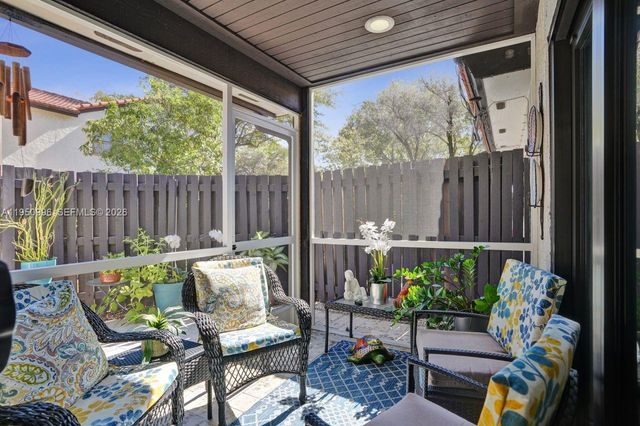 14970 SW 49th Ln 2G, Miami, FL 33185