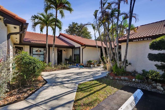 14970 SW 49th Ln 2G, Miami, FL 33185