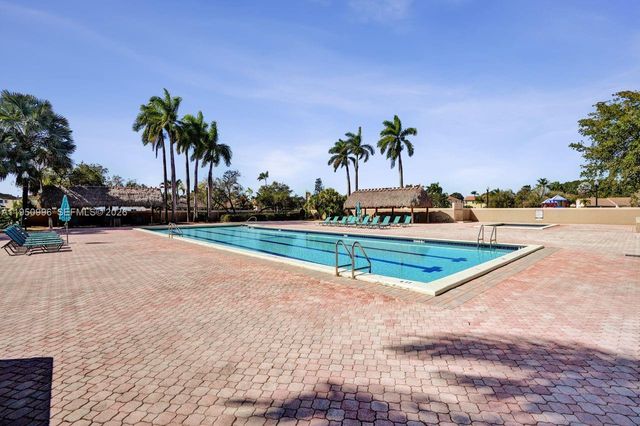 14970 SW 49th Ln 2G, Miami, FL 33185