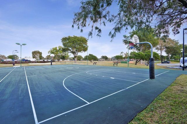 14970 SW 49th Ln 2G, Miami, FL 33185