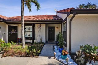 14970 SW 49th Ln 2G, Miami, FL 33185