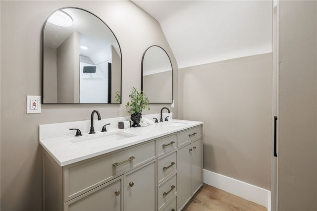 190 Henrietta Street, Rochester, NY 14620