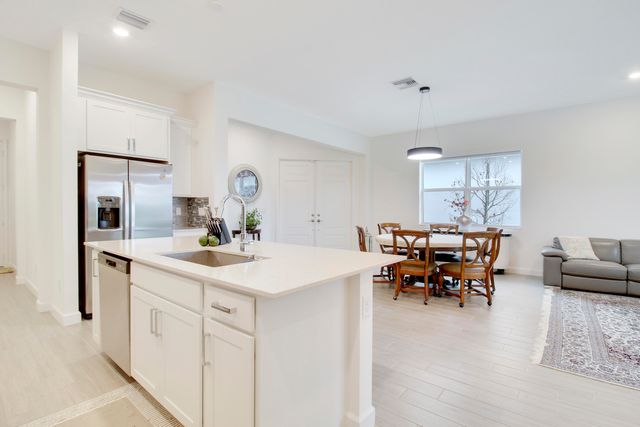 8914 Kingsmoor Way, Lake Worth, FL 33467