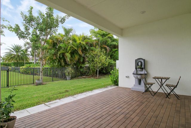 8914 Kingsmoor Way, Lake Worth, FL 33467