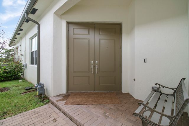 8914 Kingsmoor Way, Lake Worth, FL 33467