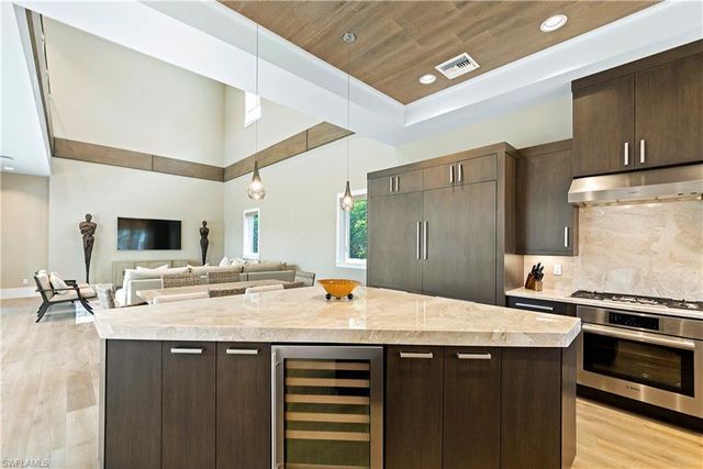 9169 Mercato WAY, Naples, FL 34108