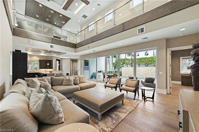 9169 Mercato WAY, Naples, FL 34108