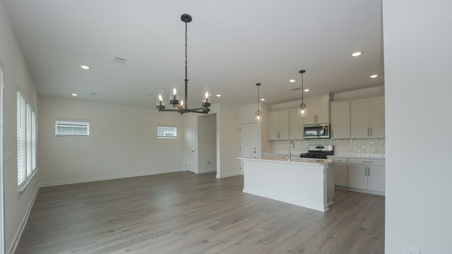 1532 Bear Branch Trce, Columbia, TN 38401