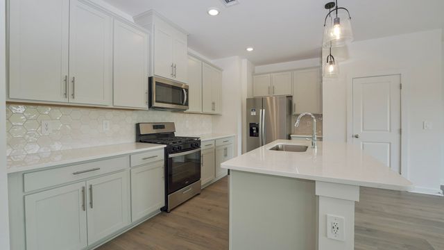 1532 Bear Branch Trce, Columbia, TN 38401