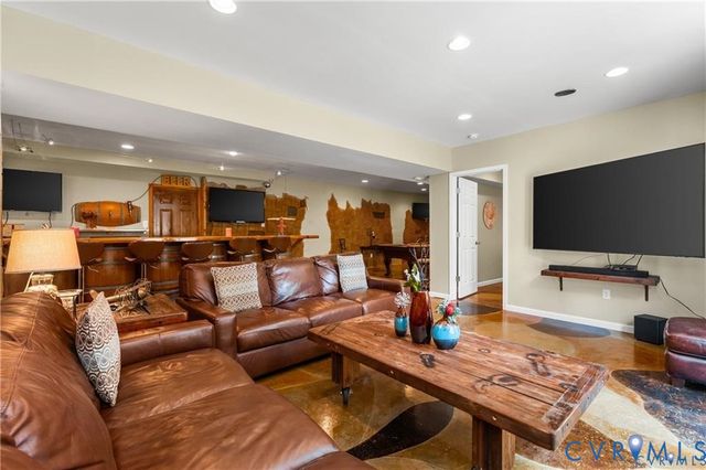 4706 Summer Lake Cir, Moseley, VA 23120