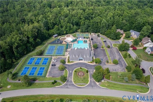 4706 Summer Lake Cir, Moseley, VA 23120