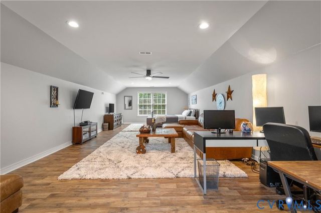 4706 Summer Lake Cir, Moseley, VA 23120