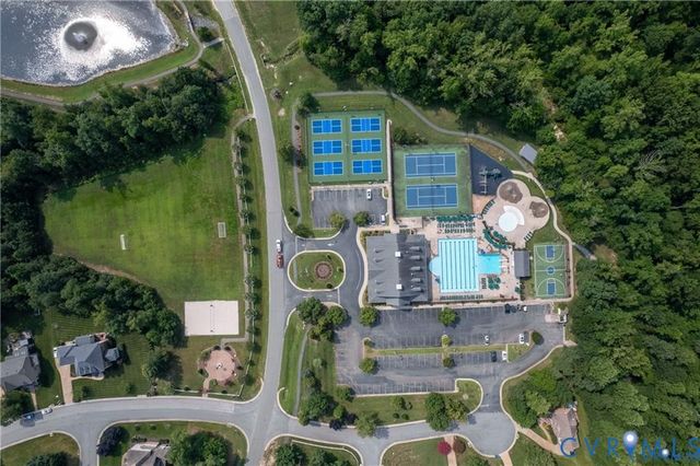4706 Summer Lake Cir, Moseley, VA 23120
