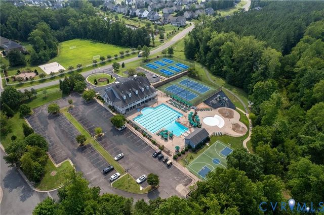 4706 Summer Lake Cir, Moseley, VA 23120