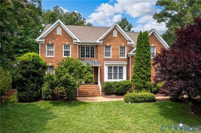 4706 Summer Lake Cir, Moseley, VA 23120