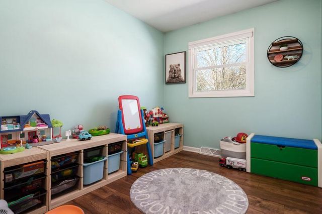 403 Hart Drive, Clinton, WI 53525