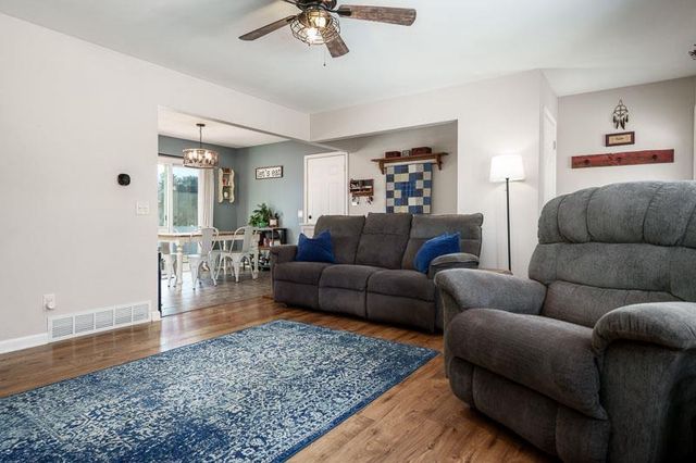 403 Hart Drive, Clinton, WI 53525