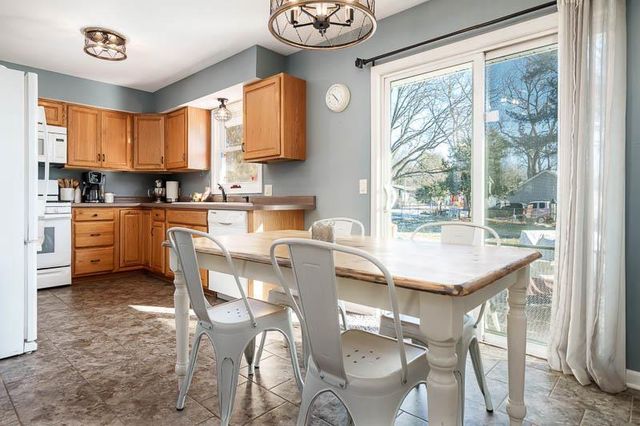 403 Hart Drive, Clinton, WI 53525