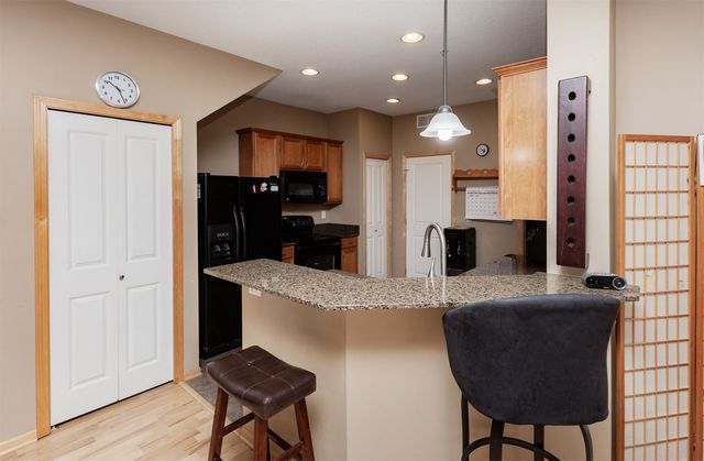 570 Stone Creek Court, West Des Moines, IA 50266