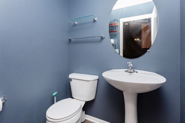 570 Stone Creek Court, West Des Moines, IA 50266