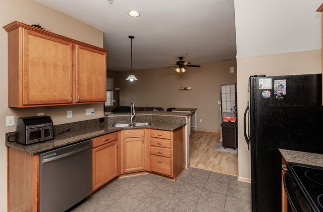 570 Stone Creek Court, West Des Moines, IA 50266