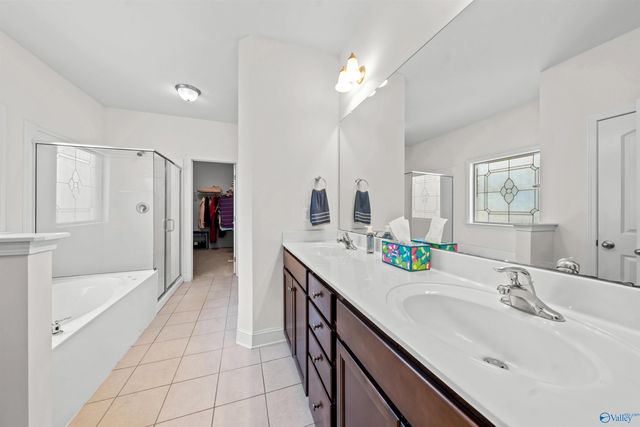 24 Winter King Drive SW, Huntsville, AL 35824