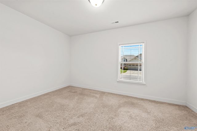 24 Winter King Drive SW, Huntsville, AL 35824