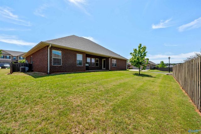 24 Winter King Drive SW, Huntsville, AL 35824