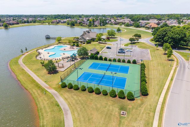 24 Winter King Drive SW, Huntsville, AL 35824