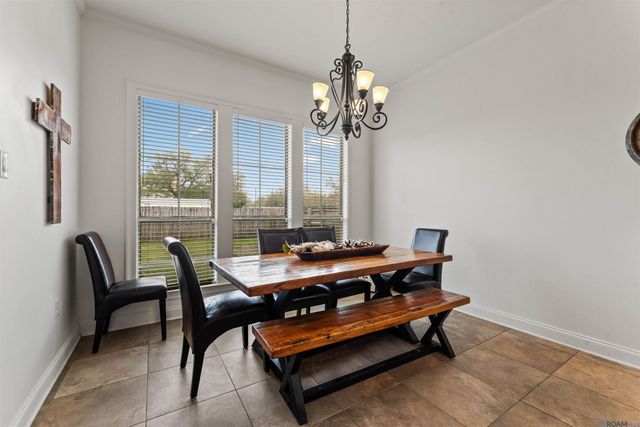 12490 Plantation Creek Dr, Geismar, LA 70734