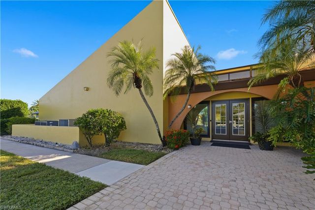 6136 Whiskey Creek DR 521, Fort Myers, FL 33919