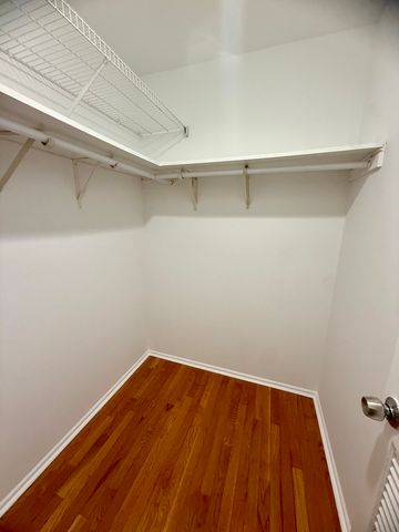 1142 Inverrary Lane D-86, Deerfield, IL 60015