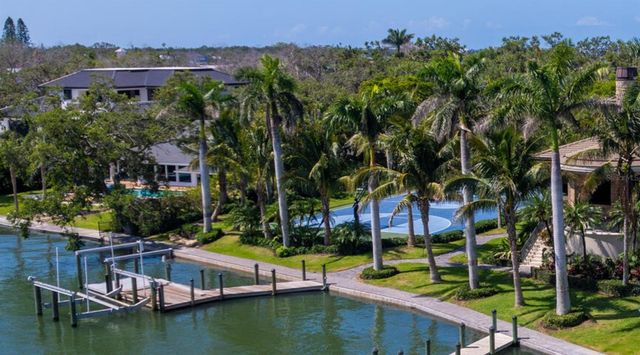 1435 HILLVIEW DRIVE, Sarasota, FL 34239