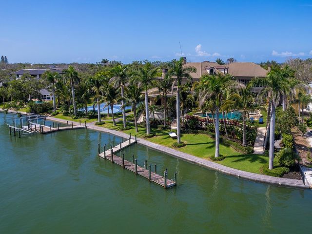 1435 HILLVIEW DRIVE, Sarasota, FL 34239