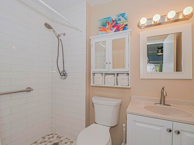 28 Vista Gardens Trail 105, Vero Beach, FL 32962