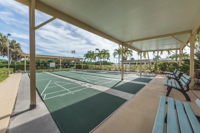 28 Vista Gardens Trail 105, Vero Beach, FL 32962