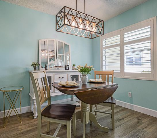 28 Vista Gardens Trail 105, Vero Beach, FL 32962