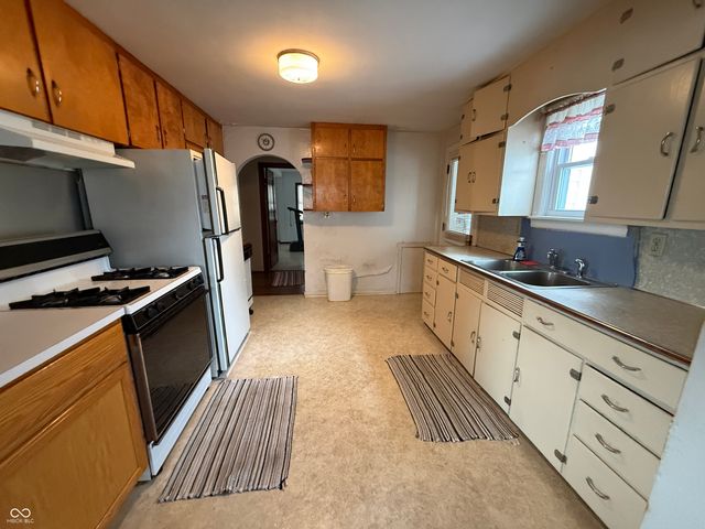 9331 W 310 N, Delphi, IN 46923