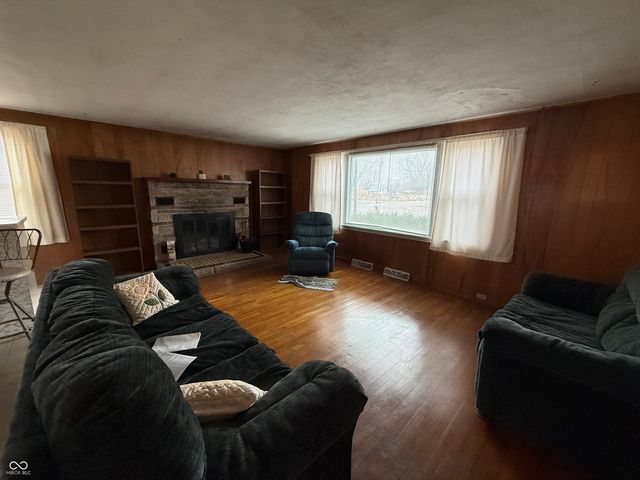 9331 W 310 N, Delphi, IN 46923