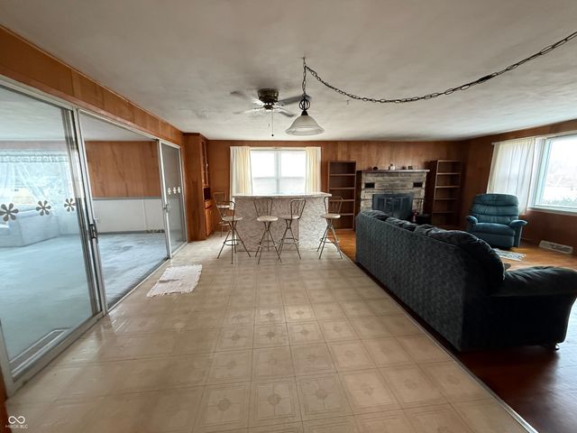 9331 W 310 N, Delphi, IN 46923