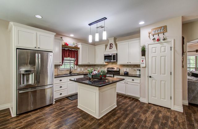 9107 Black Buck Lane, Conroe, TX 77303