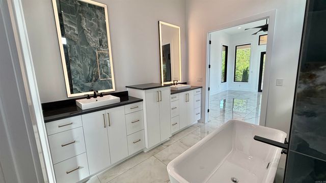 84 Orle Circle, Little Rock, AR 72223